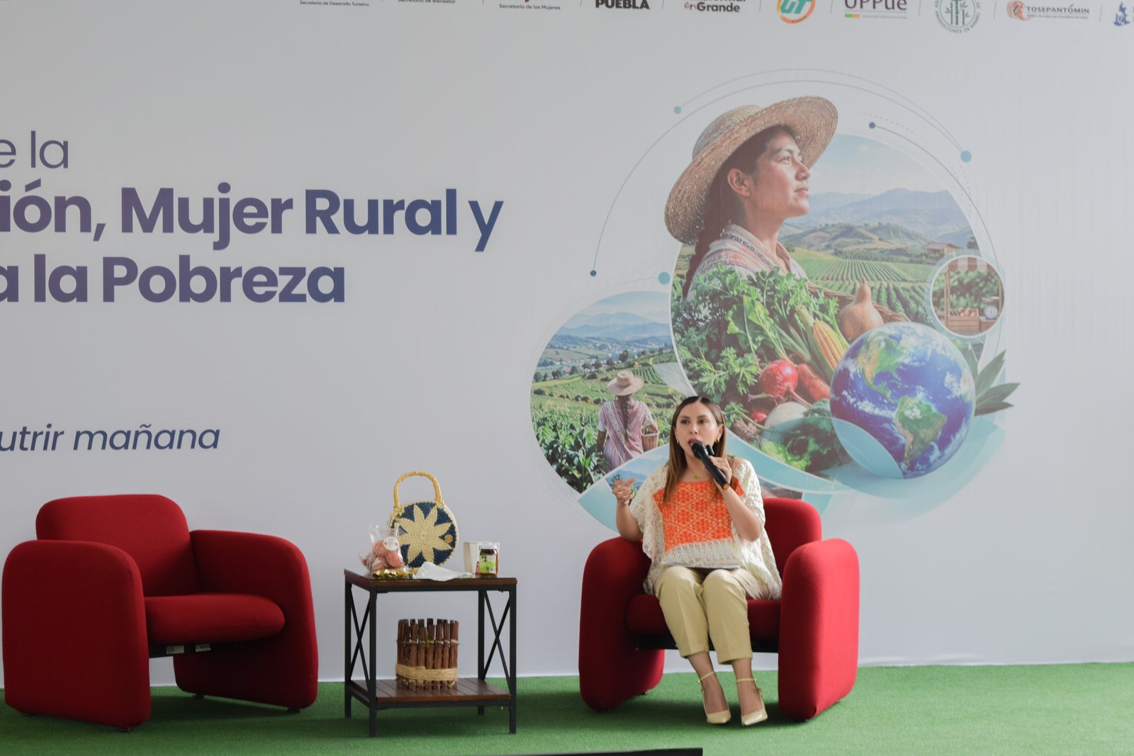 Fotografía de Foro Estatal sobre Alimentación, Mujer Rural y Combate a la Pobreza